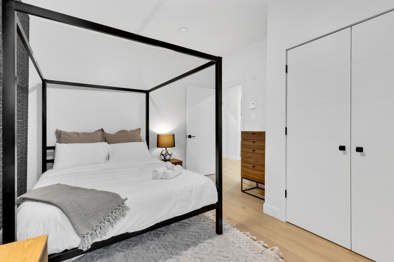 Deluxe Suites Downtown Montreal Ngoại thất bức ảnh